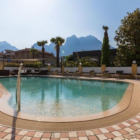 New Garden Hotel Torbole Sul Garda Eksteriør billede