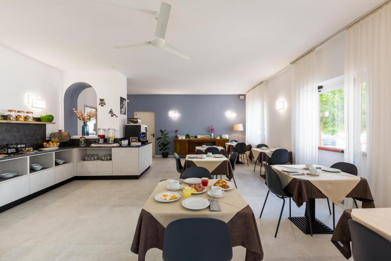 New Garden Hotel Torbole Sul Garda Eksteriør billede